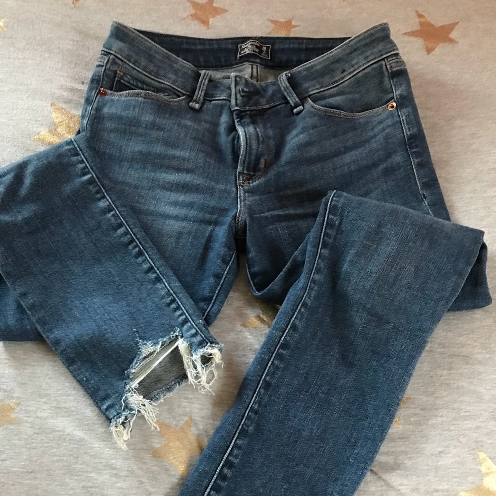 Jeans - Picture 2 of 3